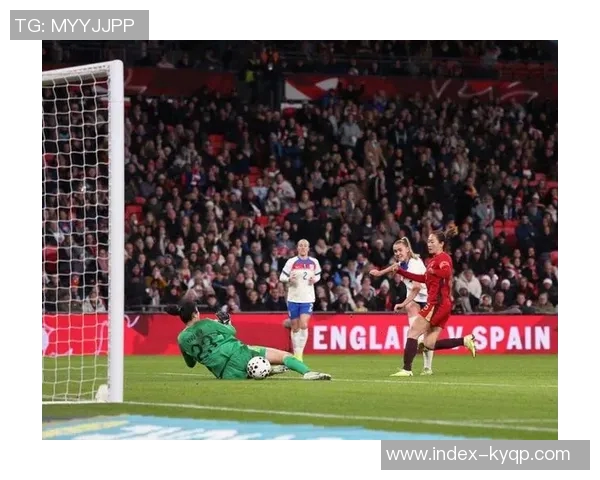 中国女足在温布利球场遭遇惨败英格兰队以8比0横扫对手 中国女足在温布利球场遭遇惨败英格兰队以8比0横扫对手