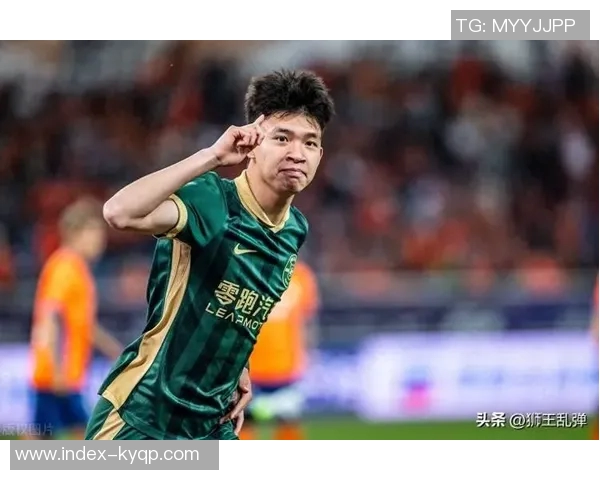 彭啸重返泰山队王钰栋对话成为焦点引发关注 彭啸重返泰山队王钰栋对话成为焦点引发关注