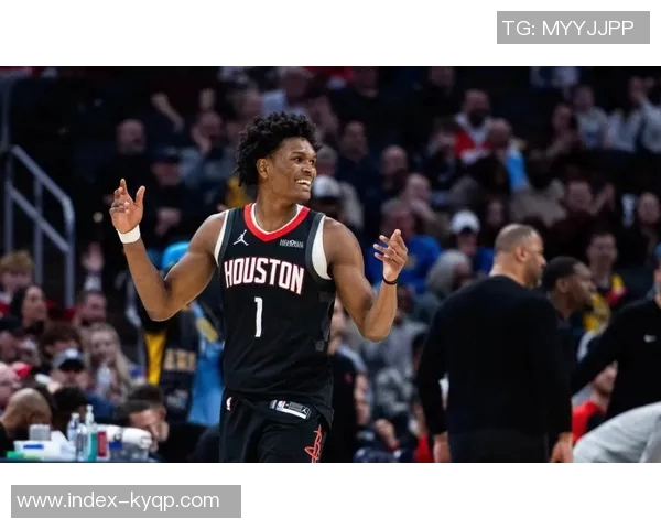 阿门专注于控卫角色全力以赴为球队贡献不惧挑战展现自我价值 阿门专注于控卫角色全力以赴为球队贡献不惧挑战展现自我价值