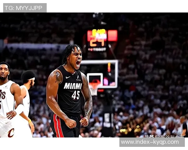 鲍威尔称赞小米切尔为防守核心应当入选最佳防守阵容 鲍威尔称赞小米切尔为防守核心应当入选最佳防守阵容